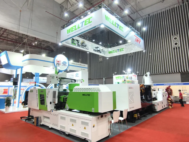 華大機械亮相2025越南國際橡塑展：聚焦智能注塑領域！