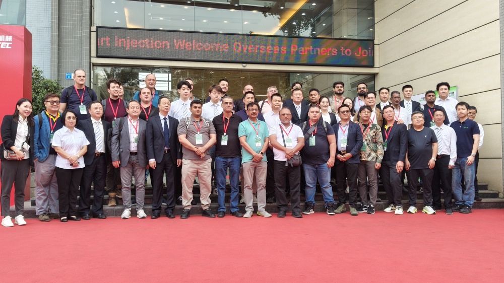 解鎖智能注塑新視界|東華工廠開放日圓滿收官